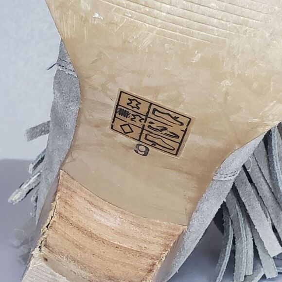 Ariat Unbridled Avery Size 9 - Picture 13 of 14